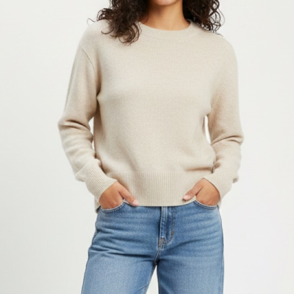 Zara Cashmere Women's Beige‎ Crew Neck Sweater